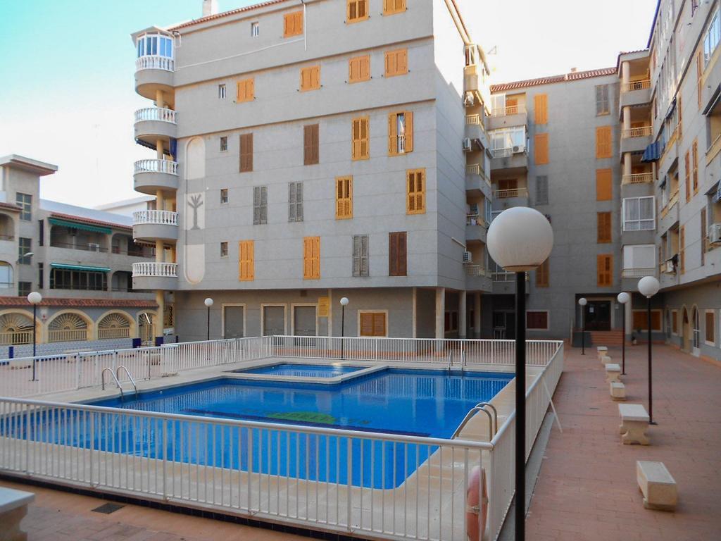 Apartment Asequin Beach 또레비에하 객실 사진